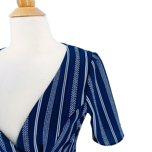 Urban Girl Blue White Striped Button Front V Neck Mini Dress Small - Picture 3 of 8